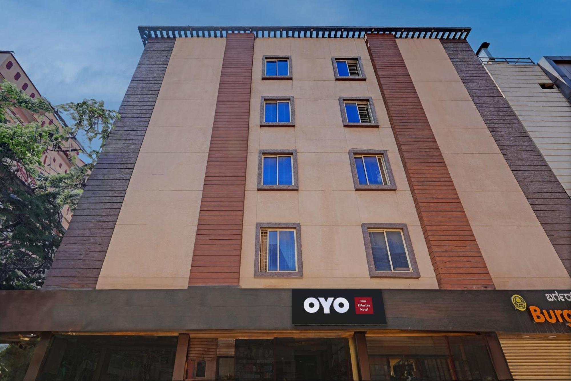 Oyo Pmr Elitestay Hotel Near Ascendas Park Square Mall Бангалор Екстериор снимка