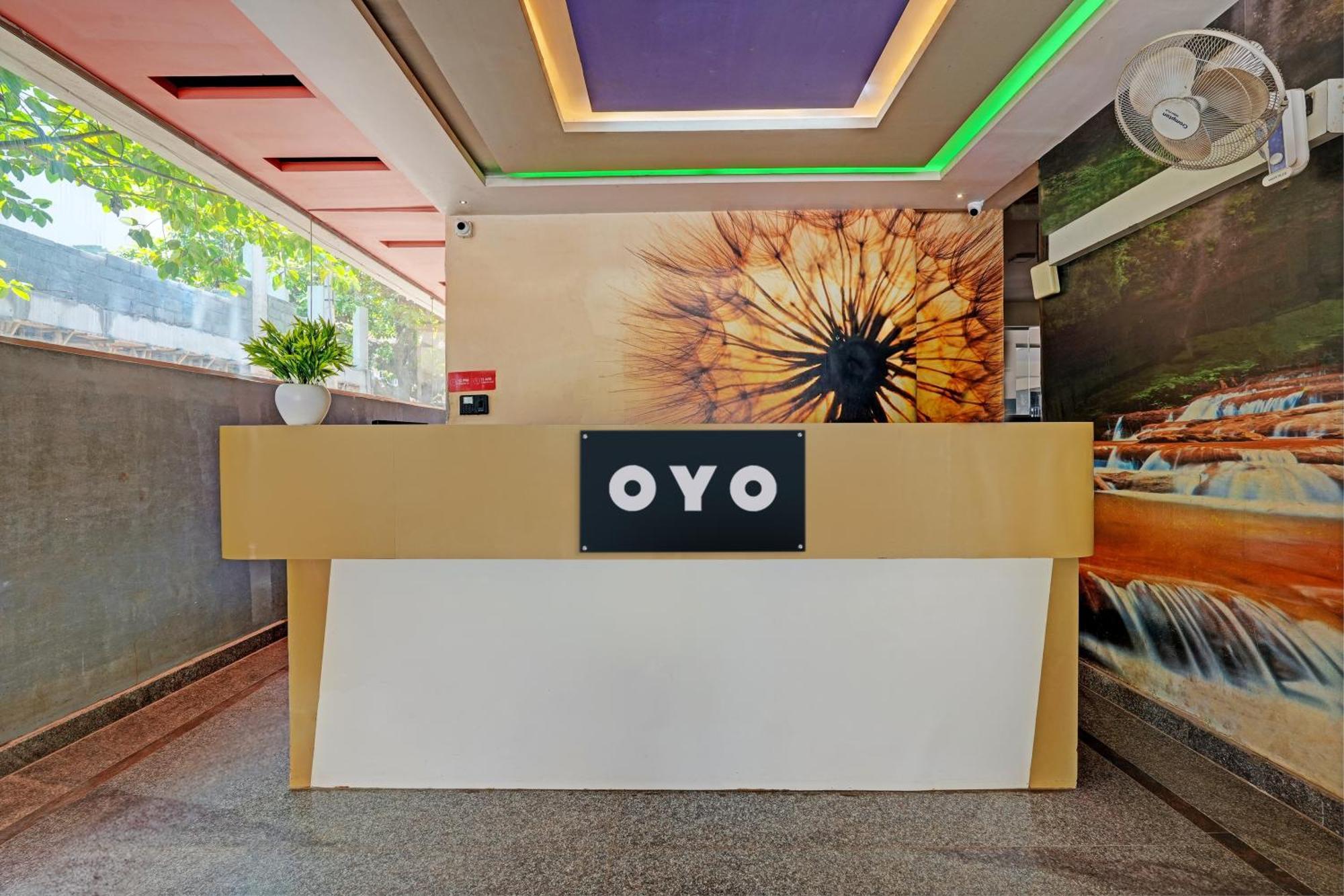 Oyo Pmr Elitestay Hotel Near Ascendas Park Square Mall Бангалор Екстериор снимка