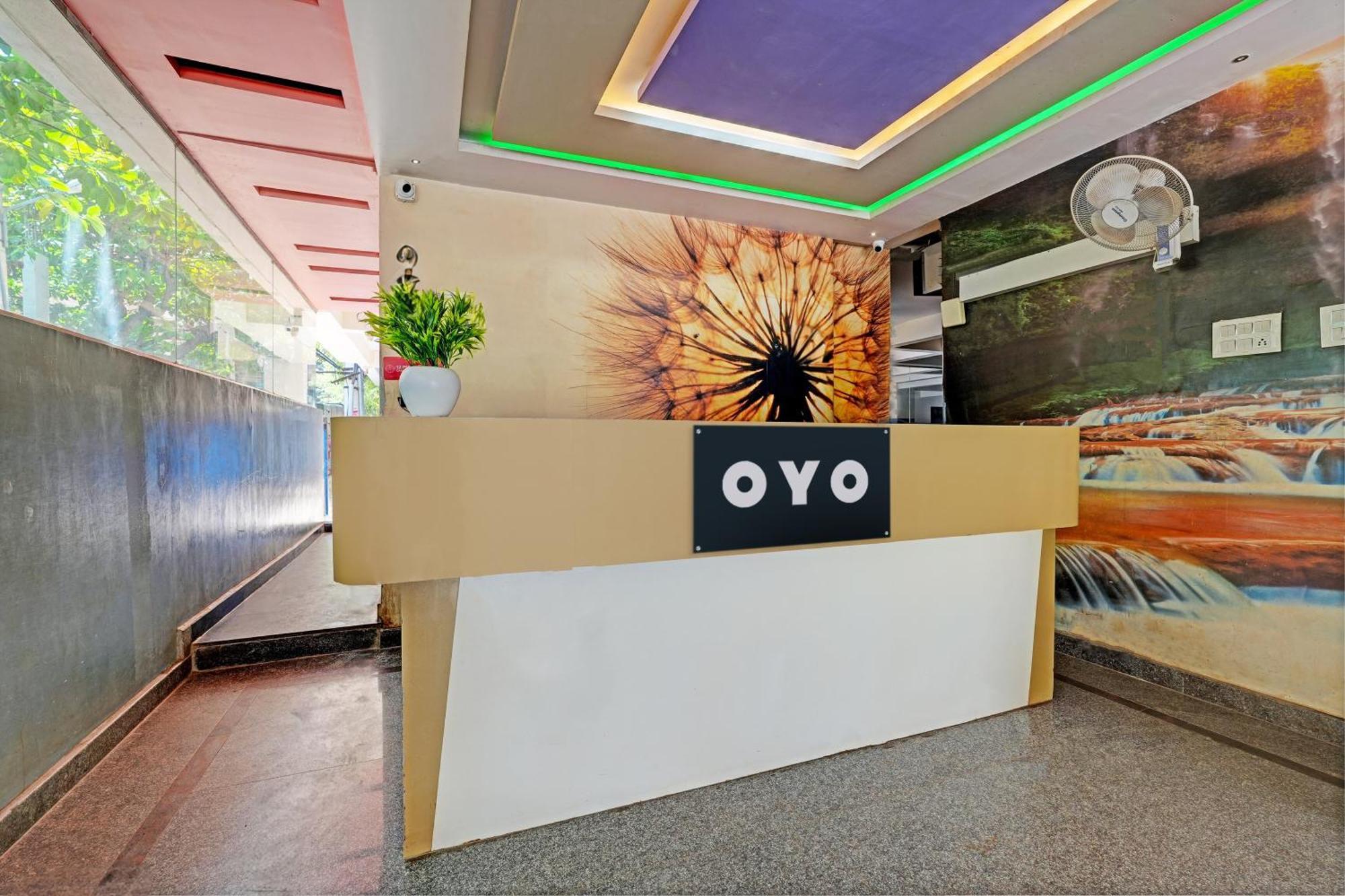 Oyo Pmr Elitestay Hotel Near Ascendas Park Square Mall Бангалор Екстериор снимка