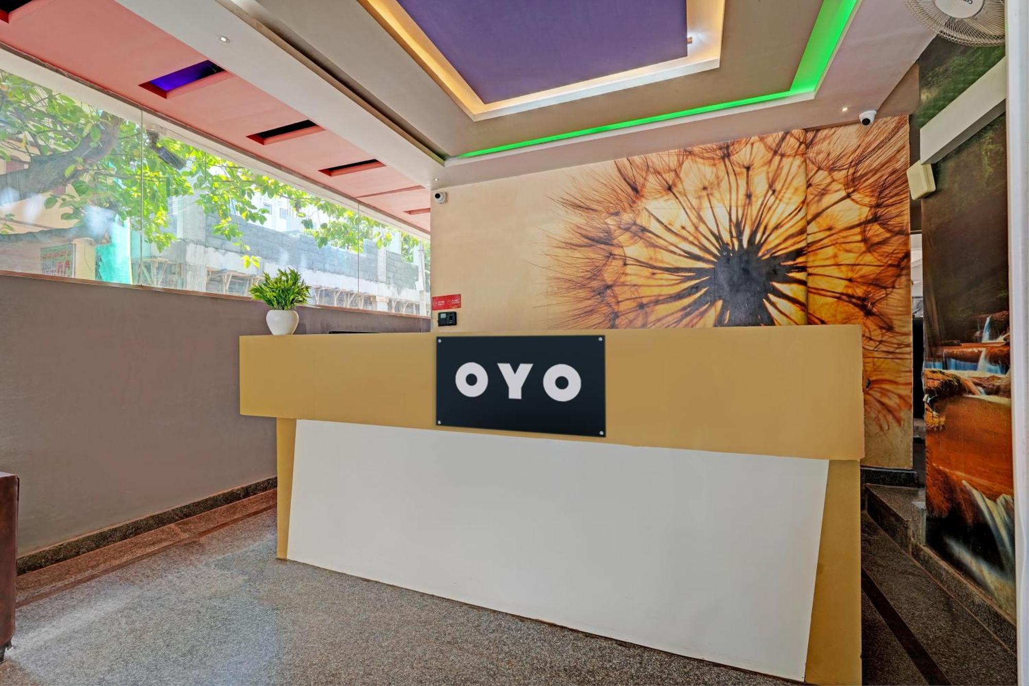 Oyo Pmr Elitestay Hotel Near Ascendas Park Square Mall Бангалор Екстериор снимка